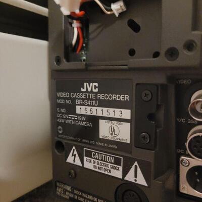 Lot 1408: Vintage Ikegami HC-240A