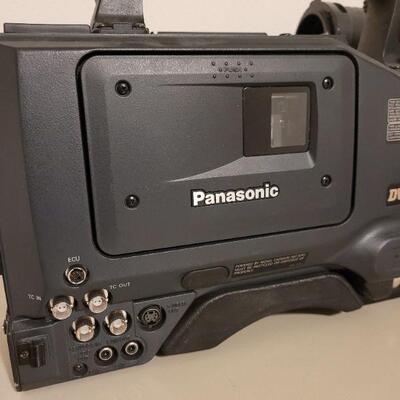 Lot 1409: Vintage Panasonic DVCPRO