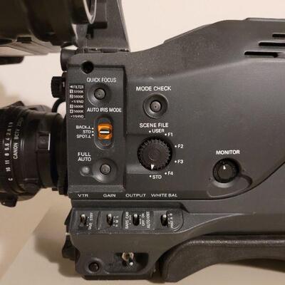 Lot 1409: Vintage Panasonic DVCPRO
