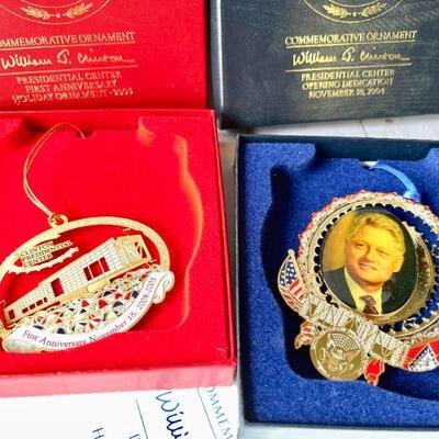 LOT 231  CHRISTMAS ORNAMENTS FROM PRESIDENT CLINTON LIBRARY & PRESIDENTIAL CENTER