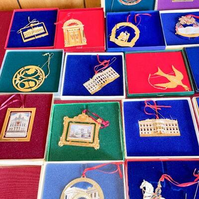 LOT 234  GROUP OF WHITE HOUSE HISTORICAL SOCIETY ORNAMENTS 1980s-1990s BOXES & PAPERWORK 
