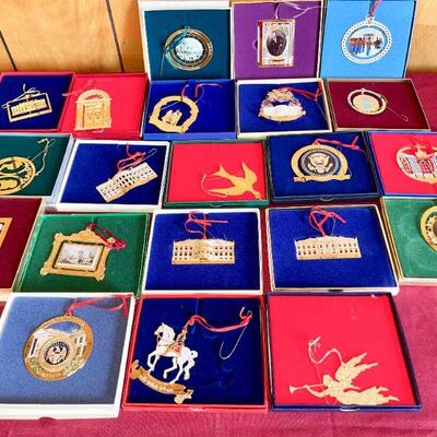 LOT 234  GROUP OF WHITE HOUSE HISTORICAL SOCIETY ORNAMENTS 1980s-1990s BOXES & PAPERWORK 