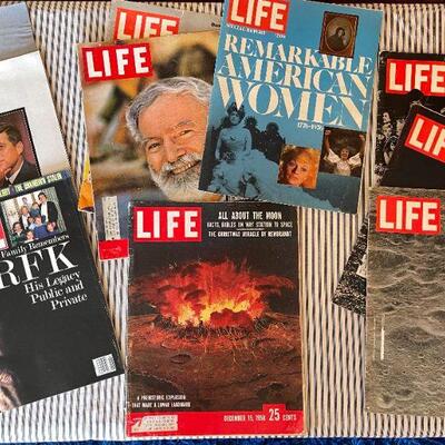 LOT 244  VINTAGE LIFE MAGAZINES KENNEDY MEMORIAL RFK MAN ON THE MOON AMERICAS WOMEN 60s & 70s