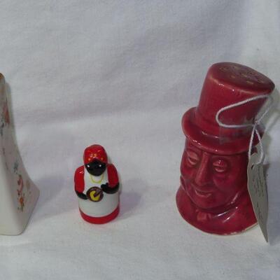 Salt and Papper Shaker Lot