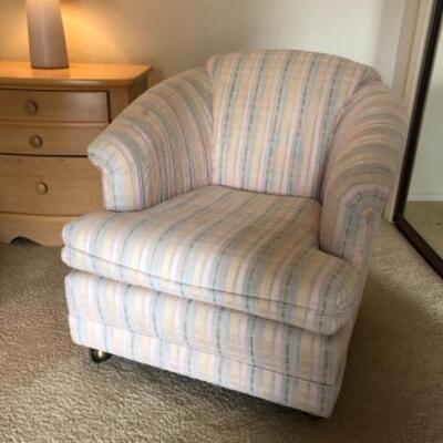 Lot 11. Upholstered armchair with matching pillows (27â€H x 30â€W x 36â€D)--WAS $45â€“NOW $22.50 