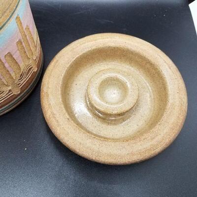 Handmade ceramic ware 