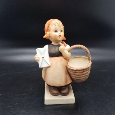 Vintage Goebel Hummel Figurine 