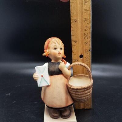 Vintage Goebel Hummel Figurine 