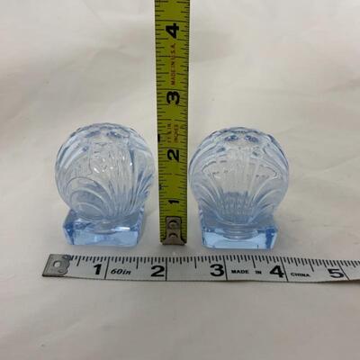 .114. VINTAGE | Cambridge | Moonlight Blue Caprice Salt & Pepper Set