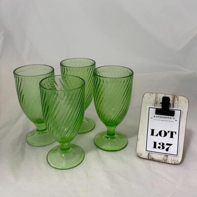 .137. VINTAGE | Footed Spiral Tumblers | Anchor Hocking