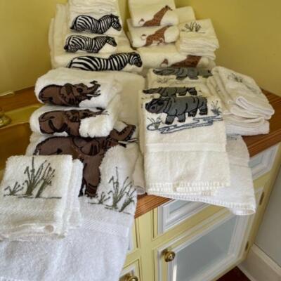 A262 Four Sets of 6 Safari Animal Towels by Palmer Smith
