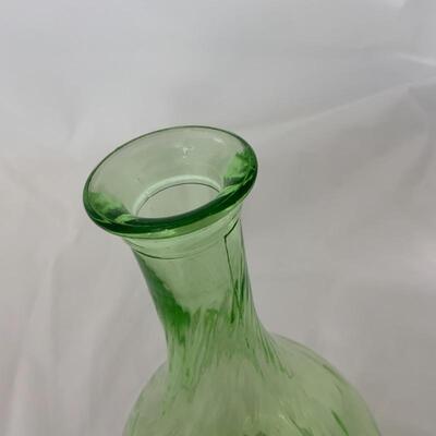 .138. VINTAGE | Spiral Vase | Anchor Hocking