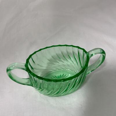 .139. VINTAGE | Duncan Miller | Green Spiral Flutes | Open Sugar