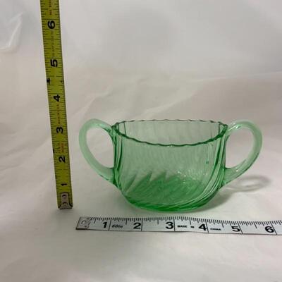 .139. VINTAGE | Duncan Miller | Green Spiral Flutes | Open Sugar