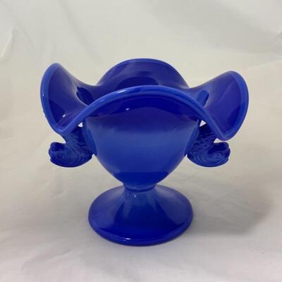 .142. VINTAGE | FENTON | Blue Dolphins Compote | Bon Bon | Candy Dish