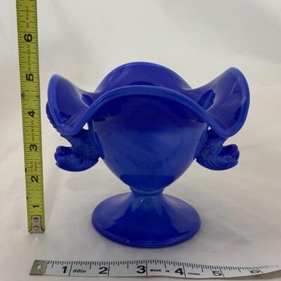 .142. VINTAGE | FENTON | Blue Dolphins Compote | Bon Bon | Candy Dish