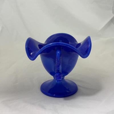 .142. VINTAGE | FENTON | Blue Dolphins Compote | Bon Bon | Candy Dish