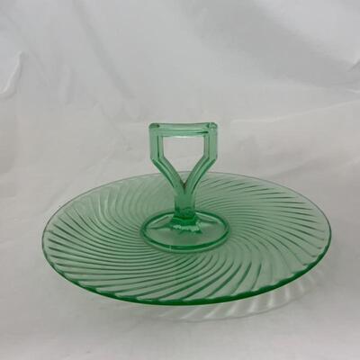 .148. VINTAGE | Green Swirl | Handled Sandwich Platter