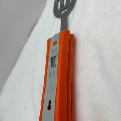 BBQ meat thermometer 