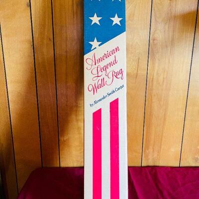 LOT 251 AMERICAN LEGACY WALL RUG LIBERTY BELL/EAGLE BICENTENNIAL ALEXANDER SMITH CARPET w/BOX 