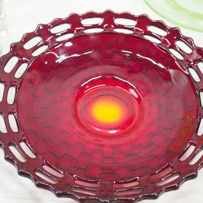 Lot 62 Vintage depression and UV glass
