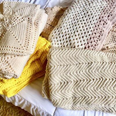 LOT 254  HAND KNITED/CROCHET BEDDING TWIN THROWS & BED SPREADS