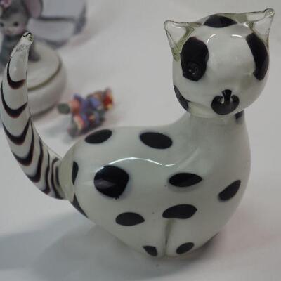 Lot 67 Kitties