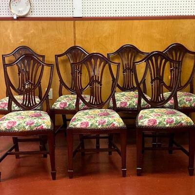Set of 7 Mahogany Chairs - Excellent Condition 
