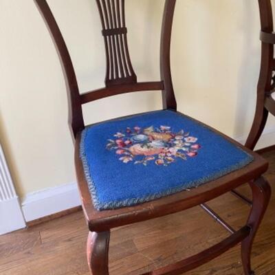 Set 4 Edwardian Parlor / Dining Chairs with Needlepoint Seats