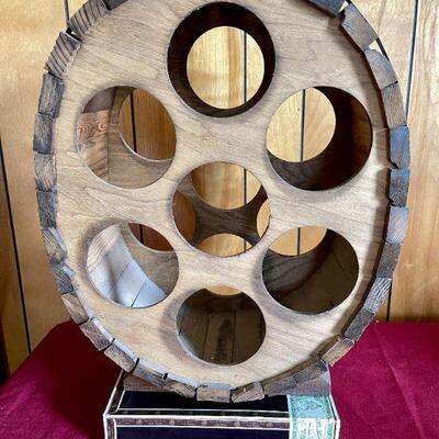 LOT 261  WOODEN BARREL TABLE TOP WINE BOTTLE HOLDER & CIGAR BOX