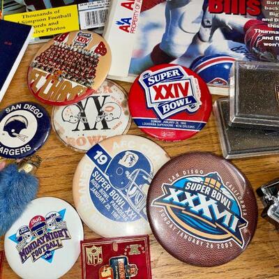 LOT 268  SUPER BOWL FOOTBALL GROUP POSTERS PROGRAMS BUTTONS PINS O J SIMPSON