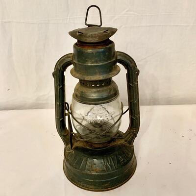 Lot 47 - Vintage Green Dietz Lantern