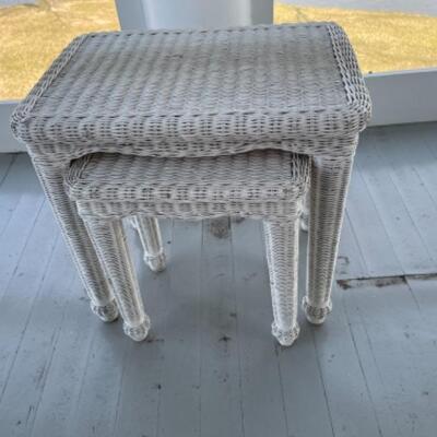 P326 Pair of Vintage White Wicker Nesting Tables 