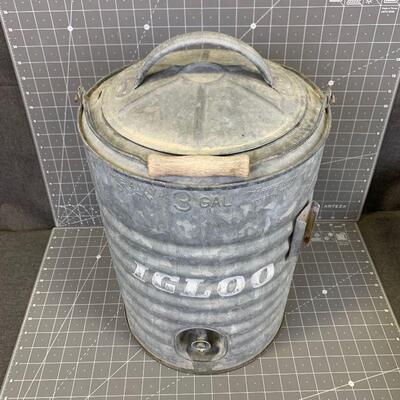 #15 Vintage 3 Gallon Igloo Galvanized Water Cooler