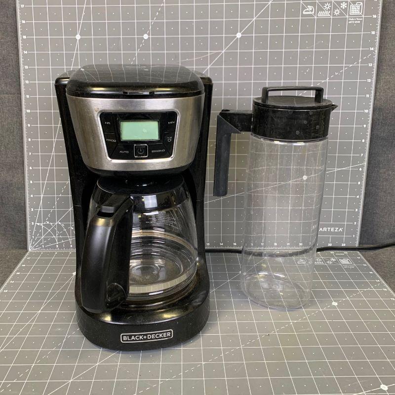216 B&D Coffee Maker & Pitcher