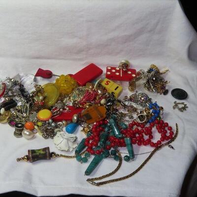 Misc Jewelry Lot