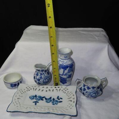 Blue Floral Items