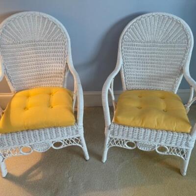 T363 Pair of White Wicker Chairs with cushions 