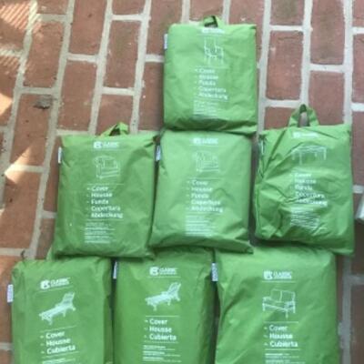 O - 1248 Lot of Patio Furniture Covers ( 7 ) 