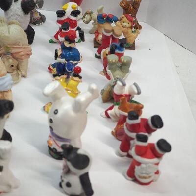 Lot 73  Handstand/ figurines