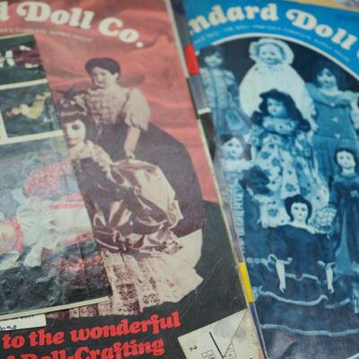 Lot 76 Doll and Antique collecting books and Magazines.