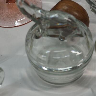 Lot 77 Glass 4 leaf clover bowl collectible glass and china