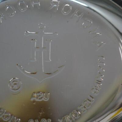 Lot 77 Glass 4 leaf clover bowl collectible glass and china
