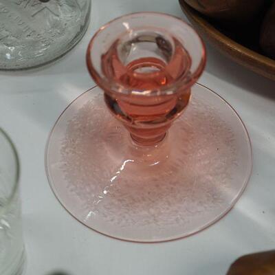 Lot 77 Glass 4 leaf clover bowl collectible glass and china