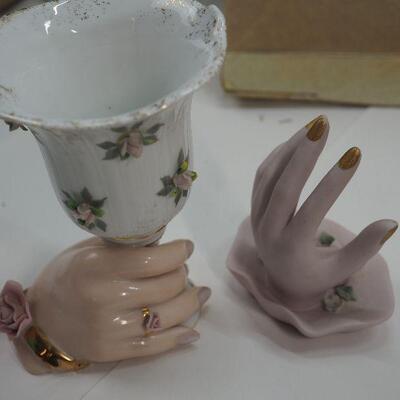 Lot 82 Victorian Vanity set, Mirrors.