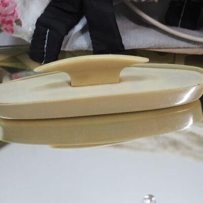 Lot 82 Victorian Vanity set, Mirrors.