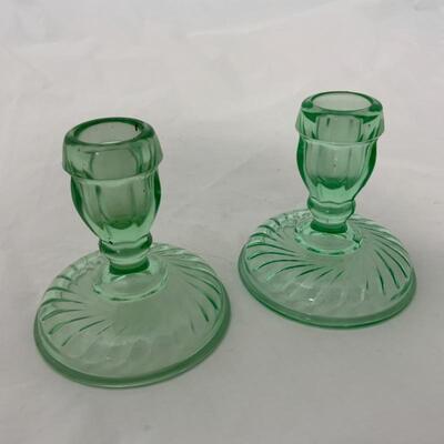 .152. VINTAGE | Green Depression Swirl | Candlesticks