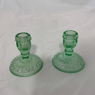 .152. VINTAGE | Green Depression Swirl | Candlesticks