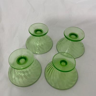 .153. VINTAGE | Anchor Hocking | 4 Green Swirl Sherbets 