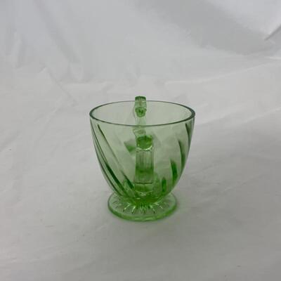 .154. VINTAGE | Green Depression Swirl | Open Sugar